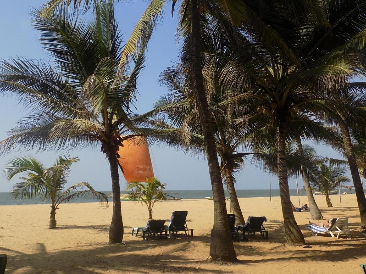 Alexandra Family Villa Negombo Exterior foto